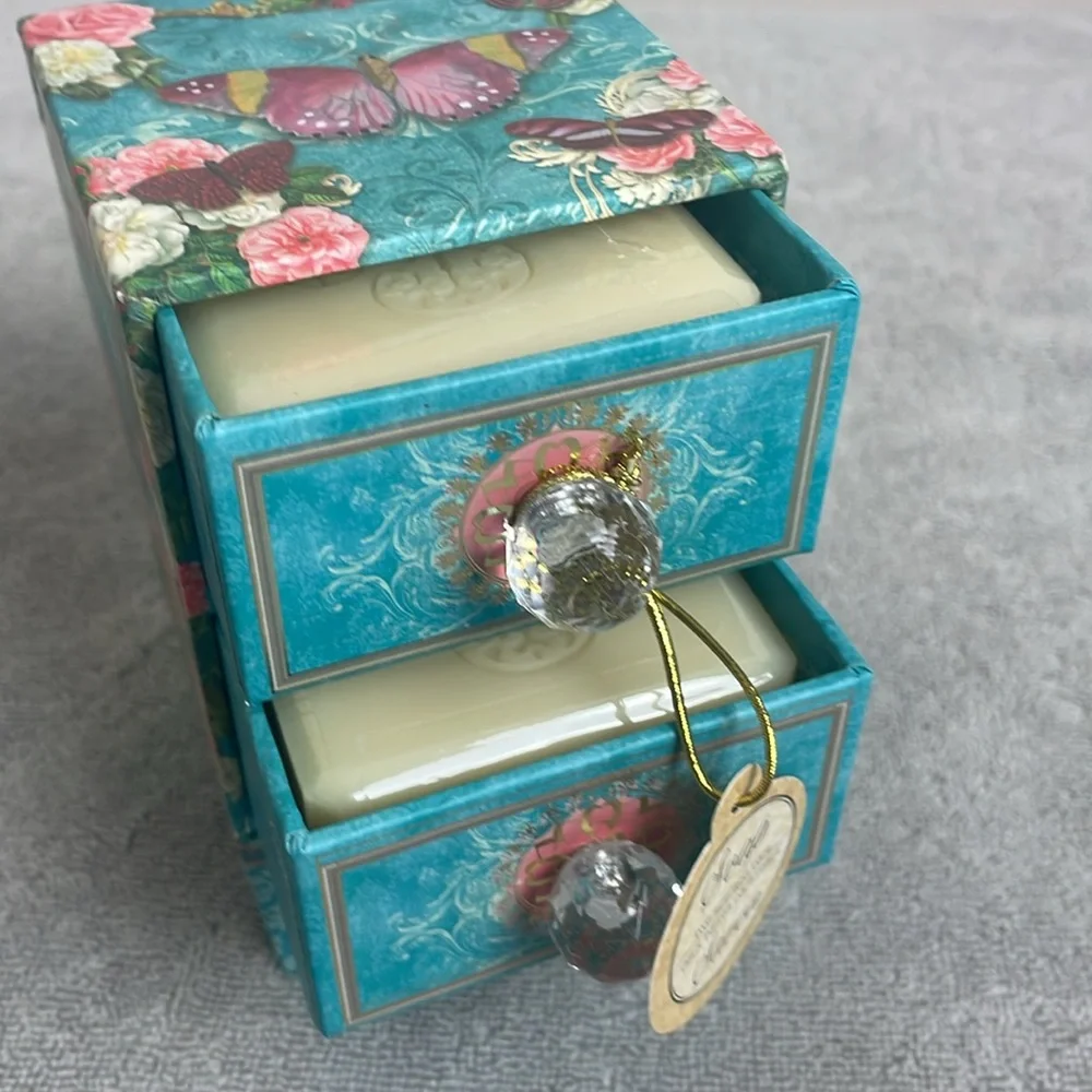 Keepsake Box 2 Rose Scented Soaps punch Studios